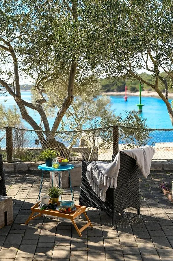 Holiday home Mia Mobile Home With Jacuzzi Zdrelac